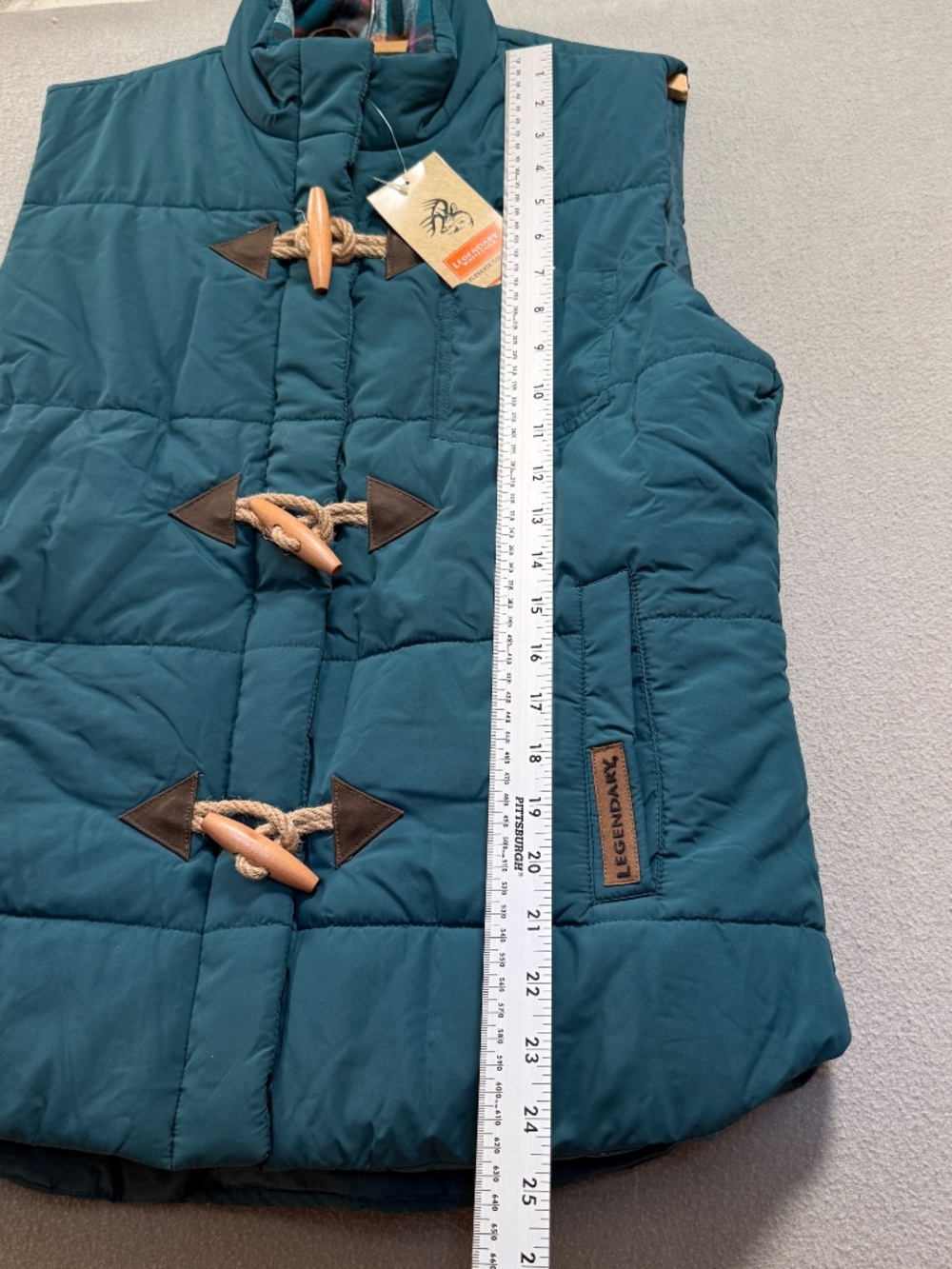 Legendary Whitetails Quilted Toggle Puffer Vest Teal Blue Gorpcore NWT Women  L - Picture 4 of 9